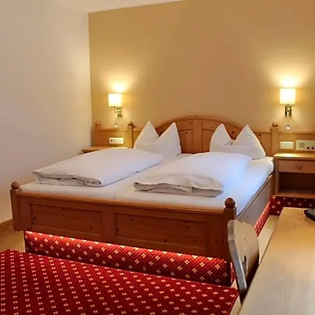 Hotel Zur Post 3*