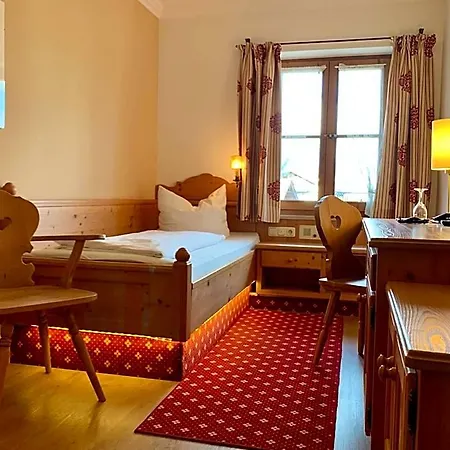 Hotel Zur Post 3*