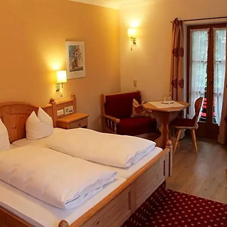 Hotel Zur Post 3*